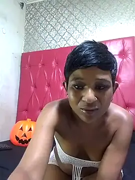 Snapshot of GoldenBigAssCurvy chatting on November 18, 2025, 12:59 am GoldenBigAssCurvy online show from November 18, 2025, 12:59 am