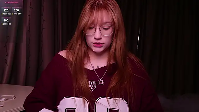 Morvelyn online show from February 9, 2026, 3:32 pm