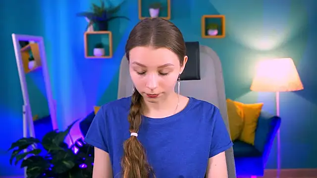 JulieDaniel online show from March 9, 2026, 9:57 am