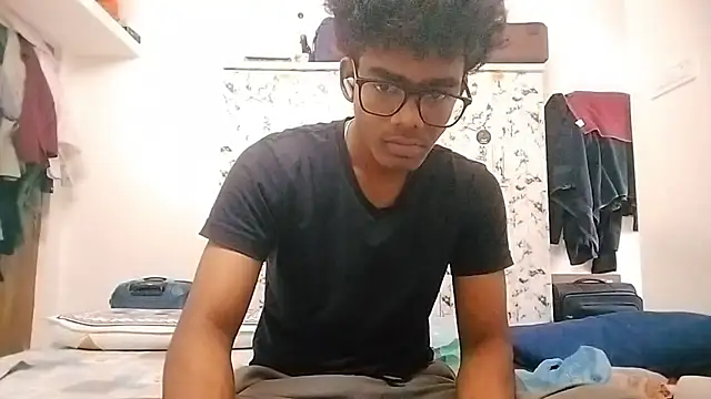 Snapshot of Rahulisagoodguy chatting on November 6, 2025, 10:52 am Rahulisagoodguy online show from November 6, 2025, 10:52 am