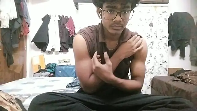 Snapshot of Rahulisagoodguy chatting on December 22, 2025, 5:13 pm Rahulisagoodguy online show from December 22, 2025, 5:13 pm