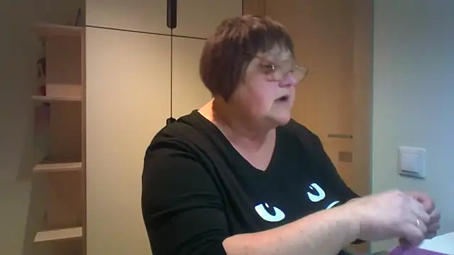 rewa666 online show from October 4, 2025, 5:36 pm