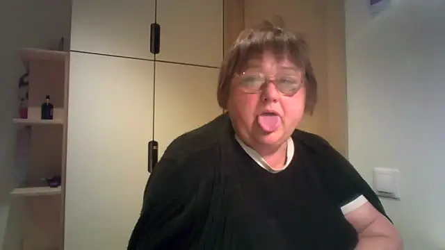 rewa666 online show from September 29, 2025, 5:47 am