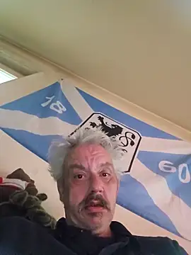 Snapshot of Fonse1860 chatting on November 11, 2025, 7:36 am Fonse1860 online show from November 11, 2025, 7:36 am