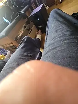 Snapshot of Fonse1860 chatting on October 8, 2025, 9:00 am Fonse1860 online show from October 8, 2025, 9:00 am