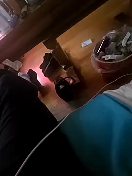 Snapshot of Fonse1860 chatting on October 27, 2025, 8:15 am Fonse1860 online show from October 27, 2025, 8:15 am