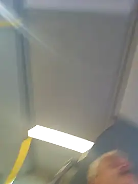 Snapshot of Fonse1860 chatting on October 21, 2025, 8:25 am Fonse1860 online show from October 21, 2025, 8:25 am