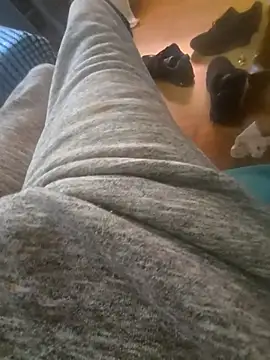 Snapshot of Fonse1860 chatting on November 10, 2025, 8:19 am Fonse1860 online show from November 10, 2025, 8:19 am