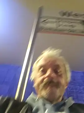 Snapshot of Fonse1860 chatting on November 20, 2025, 9:36 pm Fonse1860 online show from November 20, 2025, 9:36 pm