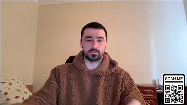 Snapshot of Hard_to_Obey chatting on April 14, 2026, 11:26 am Hard to Obey online show from April 14, 2026, 11:26 am