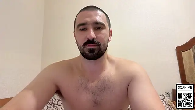 Snapshot of Hard_to_Obey chatting on October 21, 2025, 6:29 pm Hard to Obey online show from October 21, 2025, 6:29 pm