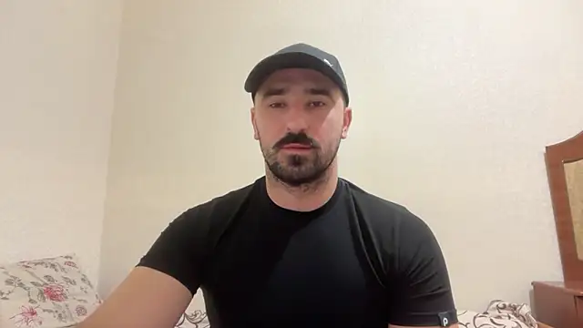 Snapshot of Hard_to_Obey chatting on October 16, 2025, 6:16 pm Hard to Obey online show from October 16, 2025, 6:16 pm