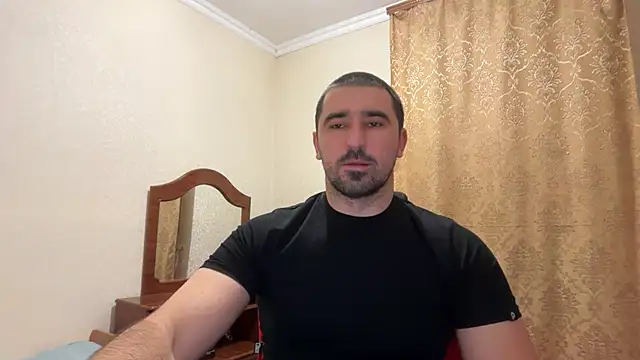 Snapshot of Hard_to_Obey chatting on November 22, 2025, 5:23 pm Hard to Obey online show from November 22, 2025, 5:23 pm