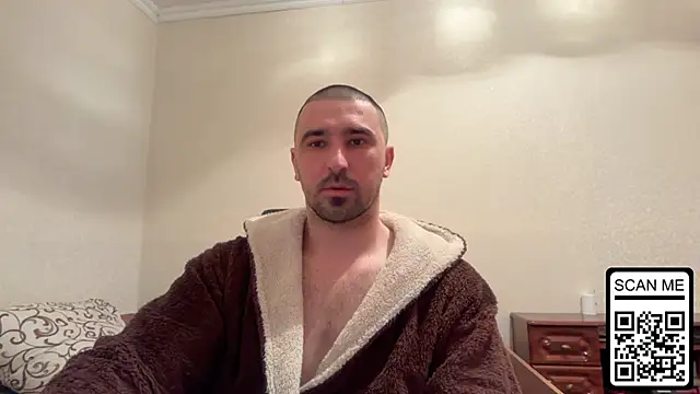 Snapshot of Hard_to_Obey chatting on April 22, 2026, 7:09 pm Hard to Obey online show from April 22, 2026, 7:09 pm