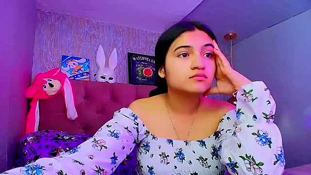 laurenelove online show from November 26, 2025, 4:12 am