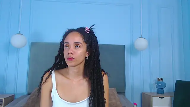 Snapshot of TerryGreenwood chatting on November 7, 2025, 1:04 pm TerryGreenwood online show from November 7, 2025, 1:04 pm