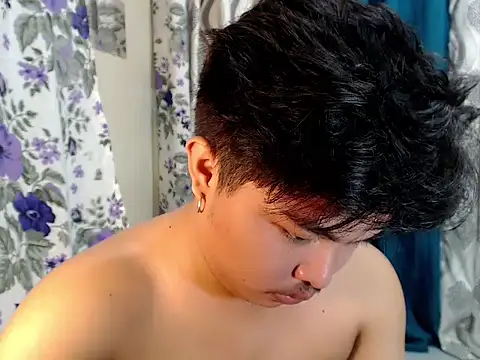 Snapshot of Lustfulljohnx chatting on June 21, 2026, 2:23 pm Lustfulljohnx online show from June 21, 2026, 2:23 pm