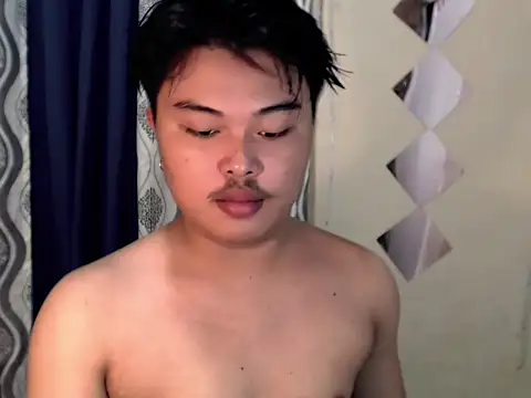 Snapshot of Lustfulljohnx chatting on June 11, 2026, 12:46 pm Lustfulljohnx online show from June 11, 2026, 12:46 pm