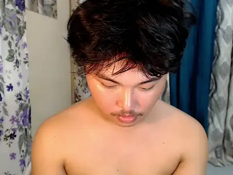 Snapshot of Lustfulljohnx chatting on June 22, 2026, 12:46 pm Lustfulljohnx online show from June 22, 2026, 12:46 pm