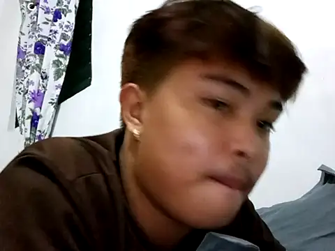 Snapshot of Lustfulljohnx chatting on May 10, 2026, 3:36 pm Lustfulljohnx online show from May 10, 2026, 3:36 pm