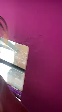 Snapshot of Tania_Gate chatting on November 11, 2025, 8:14 pm Tania Gate online show from November 11, 2025, 8:14 pm