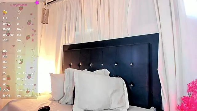 Snapshot of bloom_bbc chatting on October 31, 2025, 8:05 pm bloom bbc online show from October 31, 2025, 8:05 pm