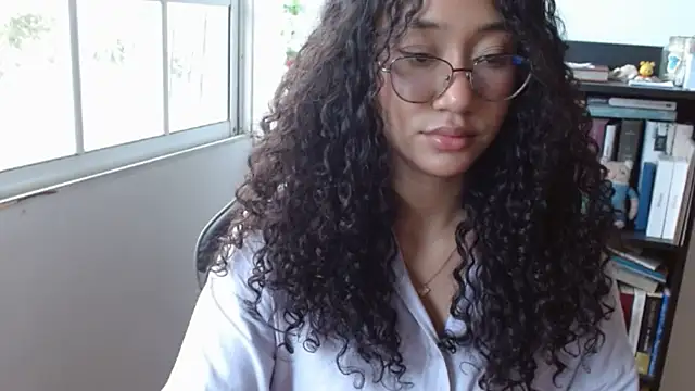 Snapshot of clitia_xx chatting on February 5, 2026, 7:53 pm clitia xx online show from February 5, 2026, 7:53 pm