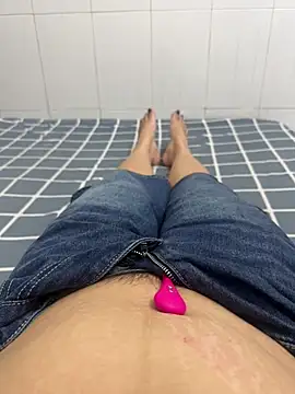 sharon-Hanna online show from March 16, 2026, 1:35 am