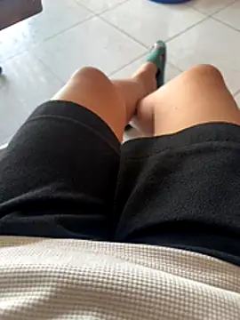 sharon-Hanna online show from November 19, 2025, 1:16 am