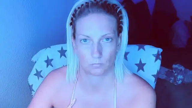 Snapshot of SexyJulia21 chatting on June 30, 2026, 4:34 am SexyJulia21 online show from June 30, 2026, 4:34 am