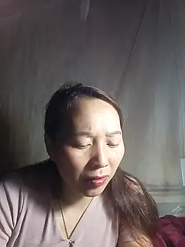 Bianly online show from May 5, 2026, 1:30 am