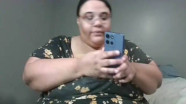SexyBBW10790 online show from April 26, 2026, 2:09 am