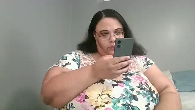 SexyBBW10790 online show from April 26, 2026, 2:14 pm
