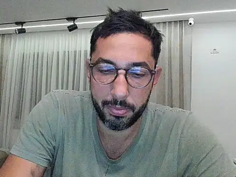 sweetoyboy777 online show from September 10, 2025, 9:36 pm