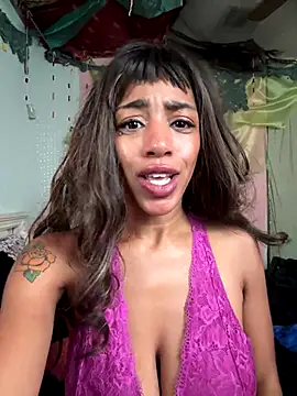 Snapshot of Odinaniix chatting on December 3, 2025, 5:12 pm Odinaniix online show from December 3, 2025, 5:12 pm