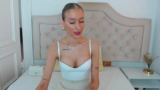 NatalieSensual online show from March 18, 2026, 9:34 am