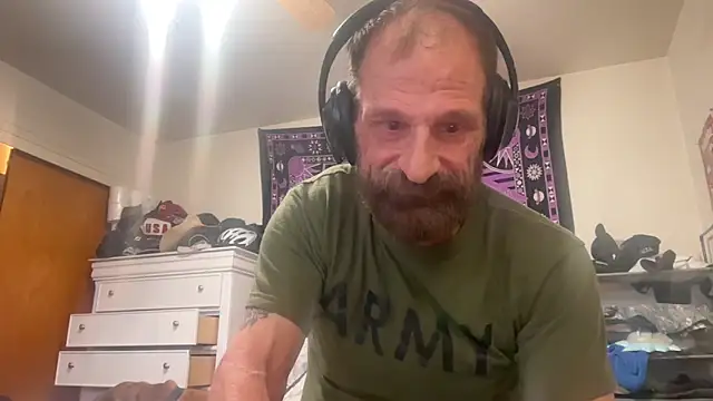 Snapshot of reebokrick650 chatting on October 2, 2025, 4:10 pm reebokrick650 online show from October 2, 2025, 4:10 pm