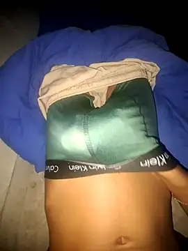 Snapshot of Kaiky0 chatting on December 19, 2025, 6:05 am Kaiky0 online show from December 19, 2025, 6:05 am