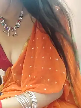 Hot-rima online show from May 3, 2026, 3:04 pm