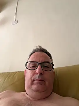 CELIK3577 online show from November 14, 2025, 7:56 am