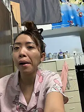 Minee1202 online show from April 24, 2026, 12:56 am