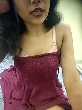 Snapshot of Snaya-baby chatting on April 25, 2026, 1:41 pm Snaya-baby online show from April 25, 2026, 1:41 pm