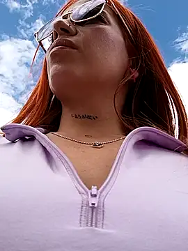 Snapshot of Alis_xxx chatting on October 18, 2025, 6:21 pm Alis xxx online show from October 18, 2025, 6:21 pm