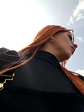 Snapshot of Alis_xxx chatting on December 2, 2025, 6:53 pm Alis xxx online show from December 2, 2025, 6:53 pm