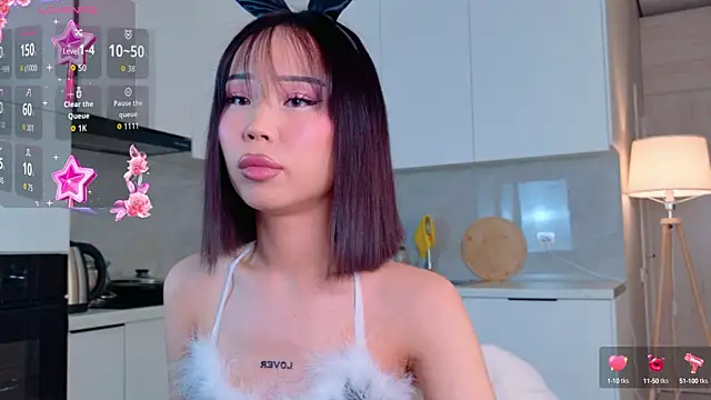 hinarin online show from September 29, 2025, 1:56 am