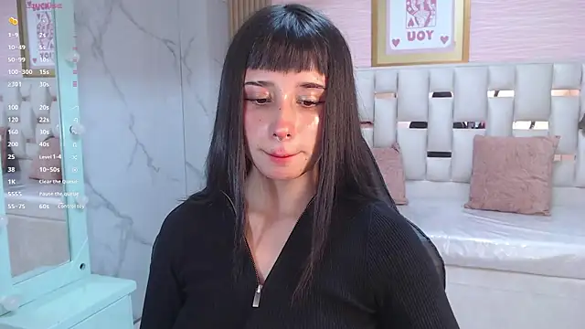 allyssa bellini s online show from November 15, 2025, 3:21 am