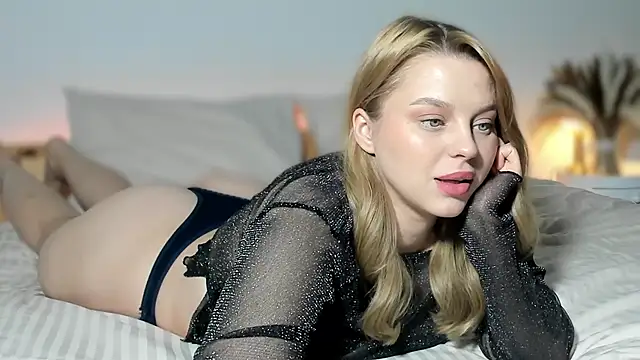 Snapshot of LilyFlamee chatting on May 31, 2026, 1:28 pm LilyFlamee online show from May 31, 2026, 1:28 pm