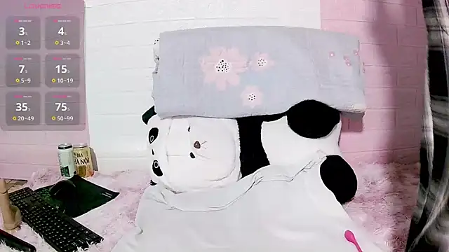 Snapshot of Angel_Jakes chatting on December 3, 2025, 5:01 pm Angel Jakes online show from December 3, 2025, 5:01 pm