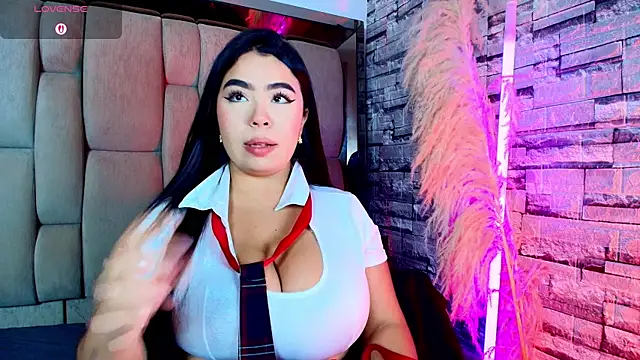 Samy Grey01 online show from June 5, 2026, 8:03 pm