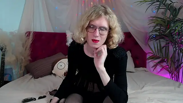 Snapshot of HarryBrain_ chatting on October 31, 2025, 12:46 pm HarryBrain online show from October 31, 2025, 12:46 pm